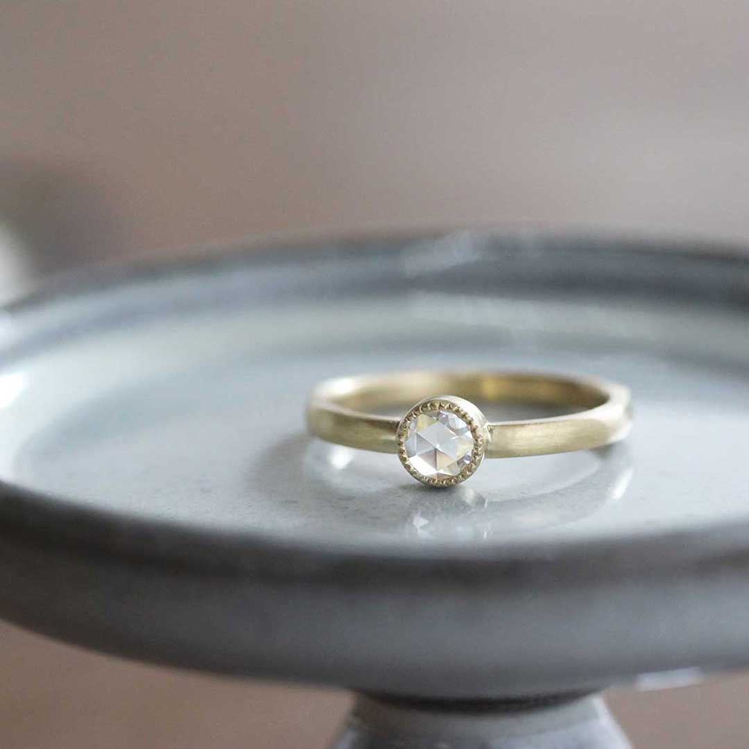 エンゲージリング・婚約指輪